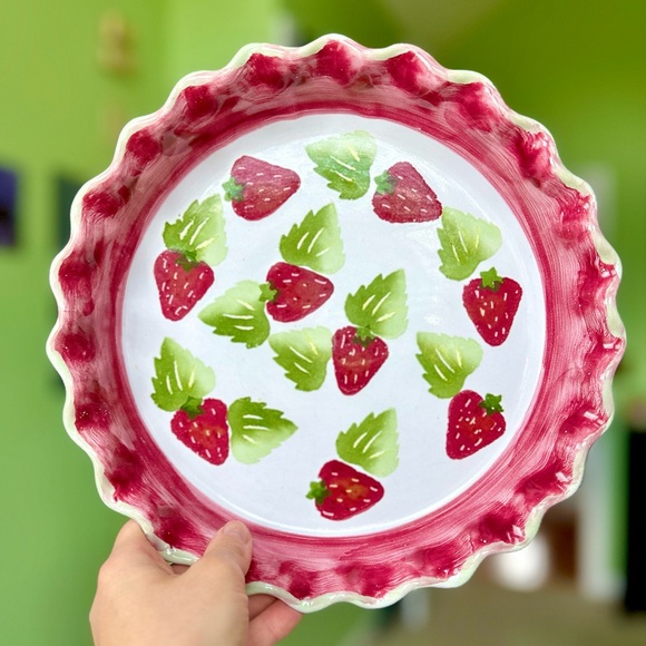 Vintage Strawberry Cottagecore Kitchen Ceramic Bakeware Pie Dish - Picture 3 of 5